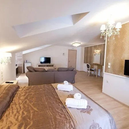 Pirofani 4* Lefkáda