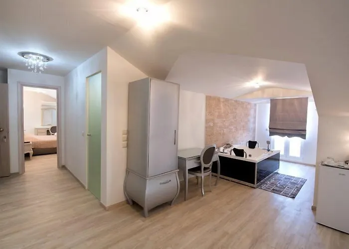 Pirofani 4* Lefkáda